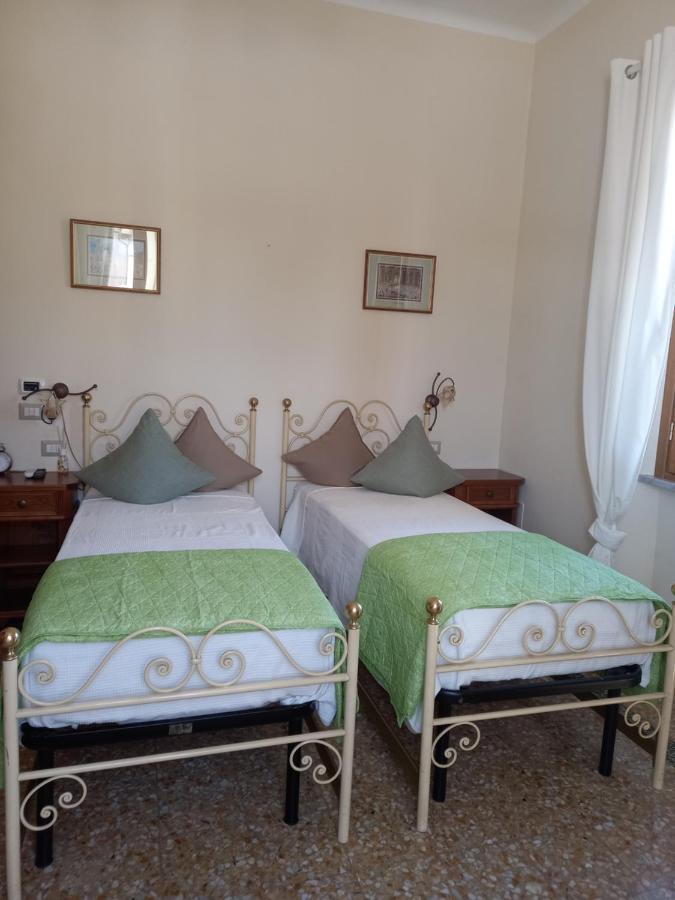 Bnb Villa Melany Vicino Centro 루카 외부 사진